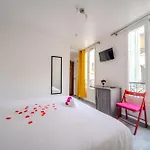 Casa Serena Hotel